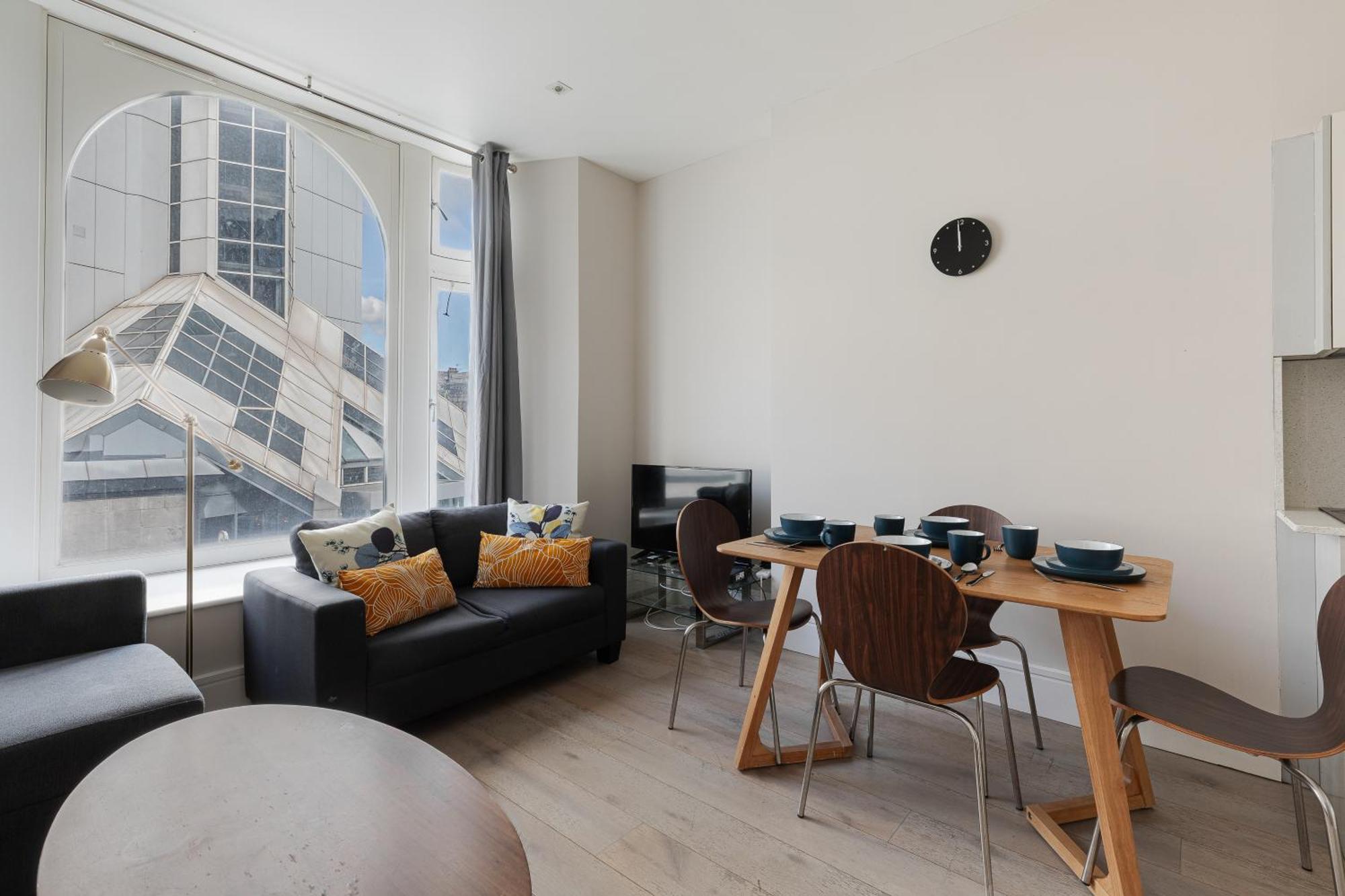 Superb Apartments Opposite Edgware Road Station Λονδίνο Δωμάτιο φωτογραφία